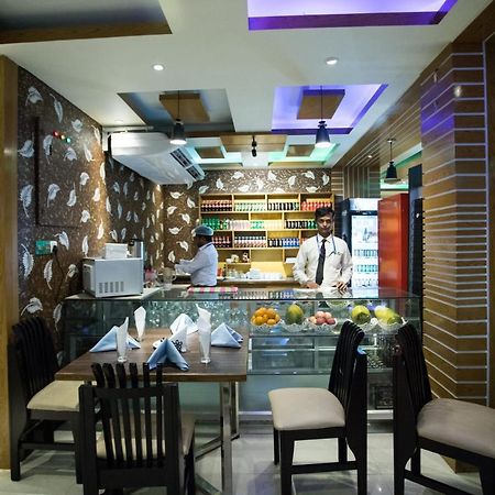 Hotel Mishuk Cox's Bazar Ngoại thất bức ảnh