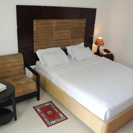 Hotel Mishuk Cox's Bazar Phòng bức ảnh