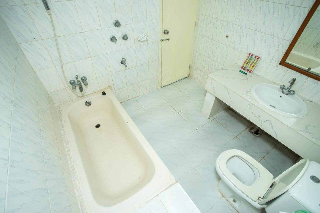 Hotel Mishuk Cox's Bazar Ngoại thất bức ảnh