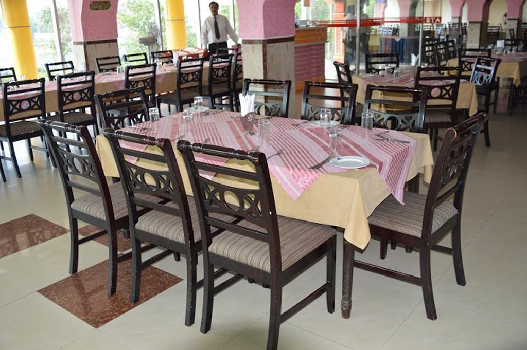 Hotel Mishuk Cox's Bazar Ngoại thất bức ảnh
