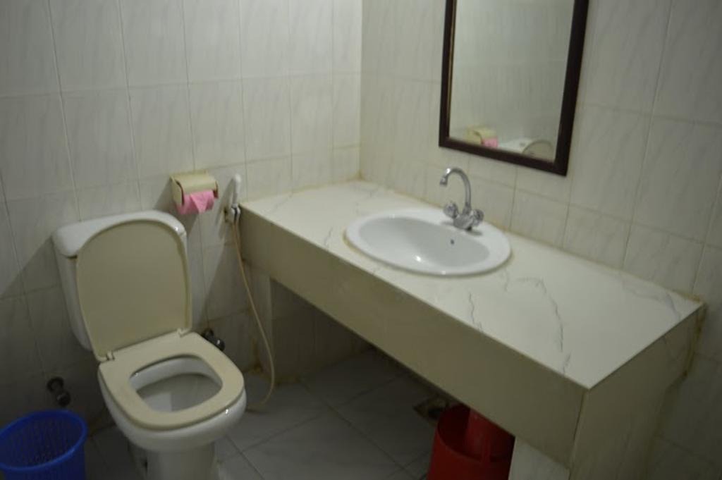 Hotel Mishuk Cox's Bazar Ngoại thất bức ảnh