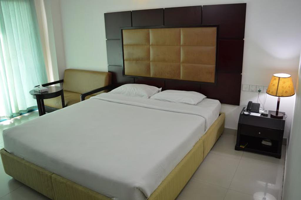 Hotel Mishuk Cox's Bazar Phòng bức ảnh