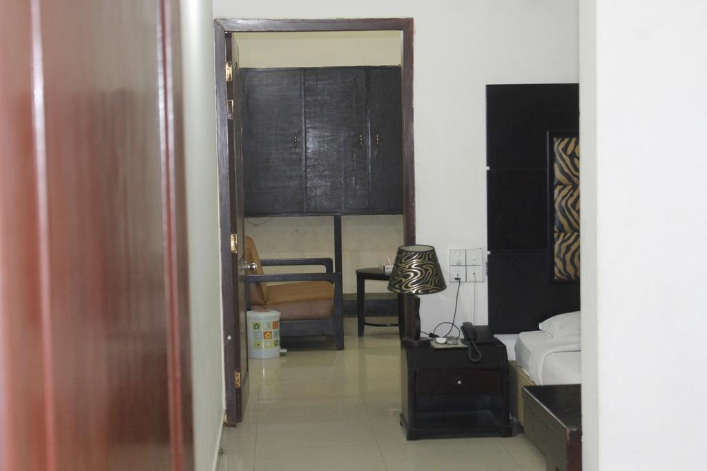 Hotel Mishuk Cox's Bazar Ngoại thất bức ảnh