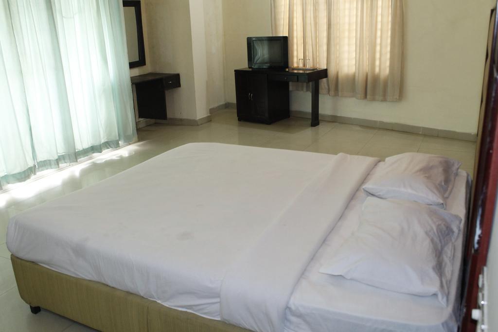 Hotel Mishuk Cox's Bazar Ngoại thất bức ảnh